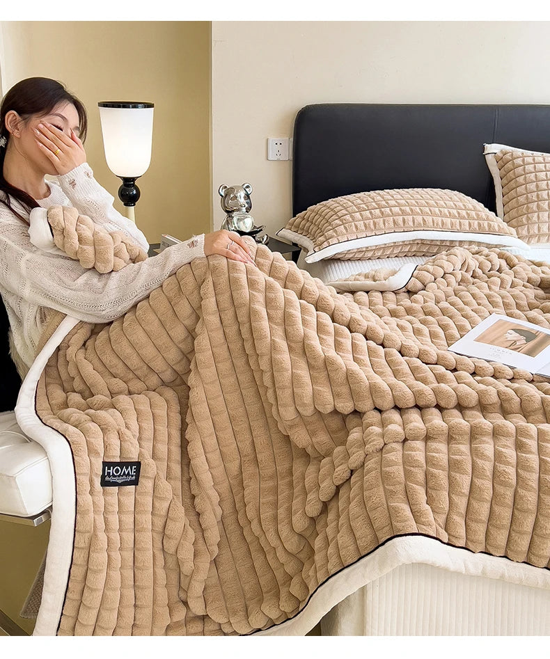 Luxury Faux Rabbit Fur Throw Blanket – Double Layer Ultra Soft & Fluffy Bed Blanket